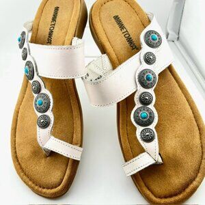 Minnetonka Womens Sandals, Sasha, Size 8W, White